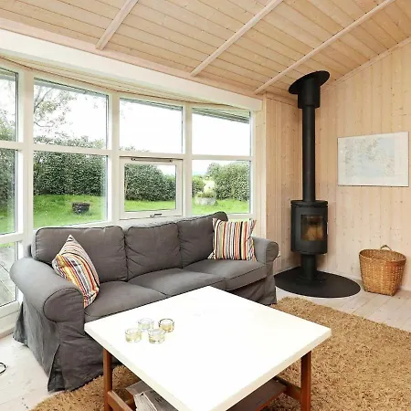 Three-bedroom Holiday In 1 Vakantiehuis